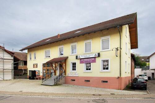 Außenansicht - 7 Zimmer Gewerbeobjekt (Büro, Produktion, Verkauf) zum Kaufen in Wehr