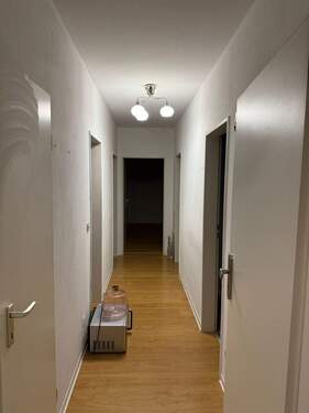 Flur.jpg - Etagenwohnung mit 67,00 m&sup2; in Bielefeld zum Kaufen