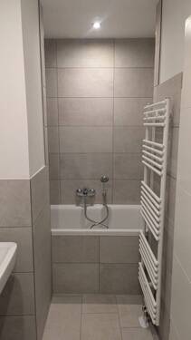 Badezimmer - Etagenwohnung mit 93,40 m&sup2; in Chemnitz zur Miete