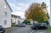 Der Parkplatz am Haus - 
