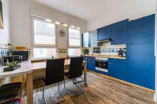 Küche I Erdgeschoss - 9 Zimmer Mehrfamilienhaus, Wohnhaus in Borkum