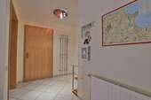 Flur/ Eingangsbereich - 