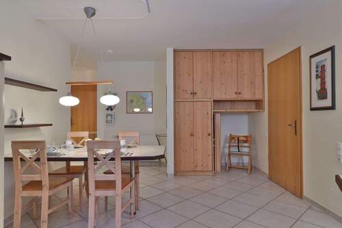 Essbereich und weitere Abstellmöglichkeiten - 