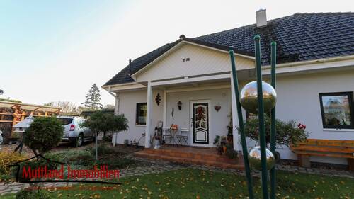 Hausansicht - 5 Zimmer Einfamilienhaus in Elmenhorst