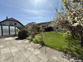 Terrase mit Blick auf den Garten - 