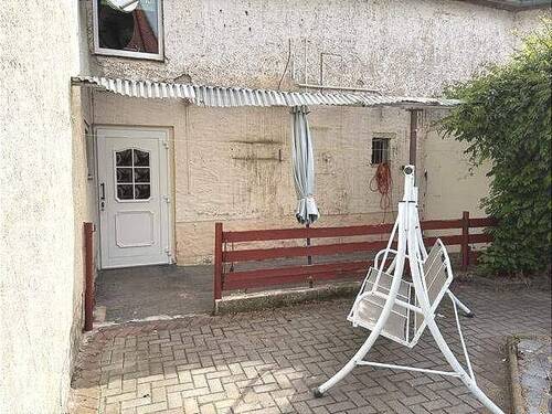 Eingang zum Haus und kleine Terrasse - 