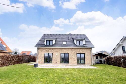 Haus - 4 Zimmer Einfamilienhaus zum Kaufen in Dassow