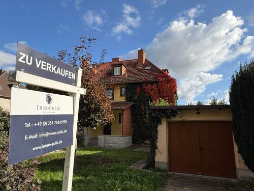 Titelbild - RESERVIERT - Doppelhaushälfte mit großem Garten