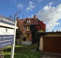 Frisch renoviert und modern - Doppelhaushälfte mit großem Garten - Erfurt Hochheim