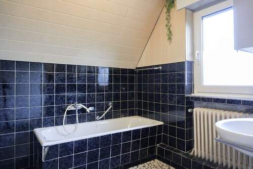 DG, Badewanne - 