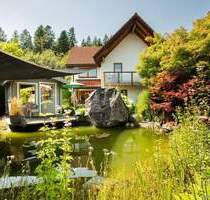 Seltenheit: Familienidyll mit Wellnessfaktor - Einfamilienhaus mit Naturteich, Sauna & Whirlpool - Schluchsee