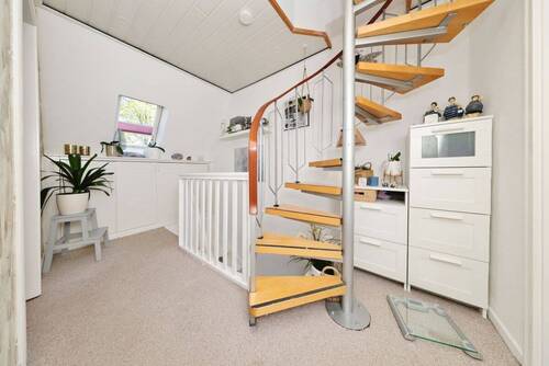 Treppe zum Dachgeschoss - 