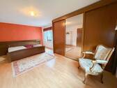 Schlafzimmer EG - 