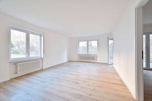 Wohnzimmer - 2 Zimmer Etagenwohnung zum Kaufen in Chemnitz