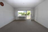 Wohn-/Esszimmer - 