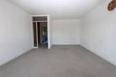 Wohn-/Esszimmer - 
