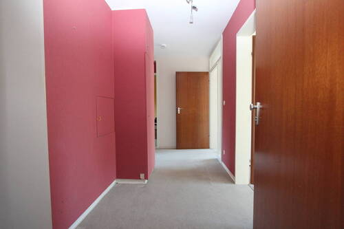 Wohnungszugang - 3 Zimmer Etagenwohnung zum Kaufen in Friedrichshafen