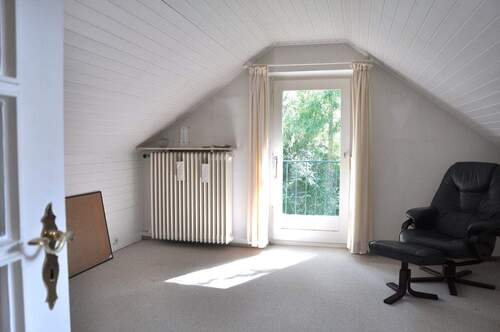 Zimmer 2, OG - 