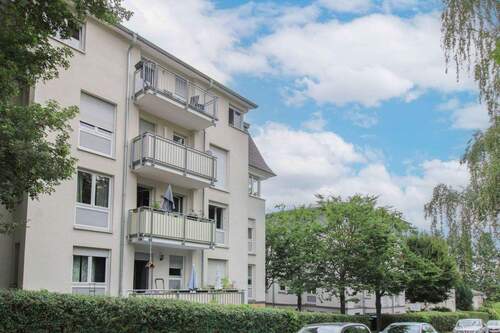 Hausansicht straßenseitig 01 - 