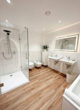 Badezimmer - 4 Zimmer Etagenwohnung zur Miete in Leutkirch