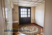 Eingangsbereich - 6 Zimmer Doppelhaushälfte zum Kaufen in Bergen auf Rügen