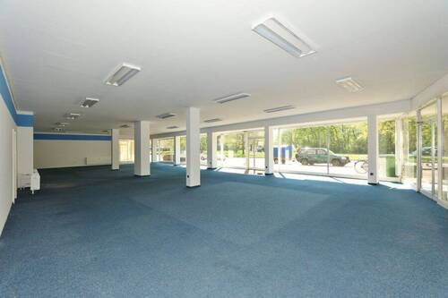 Verkaufsfläche - Büro mit 265,00 m&sup2; in Wilhelmshaven zur Miete