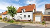 Außenansicht 1 - Charmantes Einfamilienhaus mit Garten in zentraler Lage