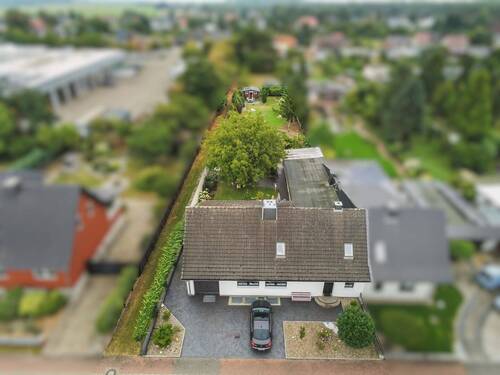 Luftansicht - 8 Zimmer Doppelhaushälfte in Salzwedel