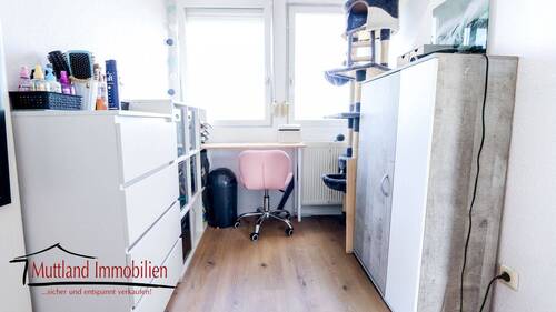 halbes Zimmer oben (Durchgang zum Schlafzimmer) - 