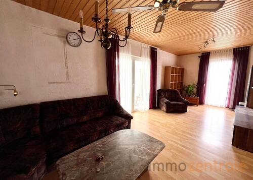 9E7B9FE3-FA64-4AFA-A457-7394118A7FAD_1_201_a - 