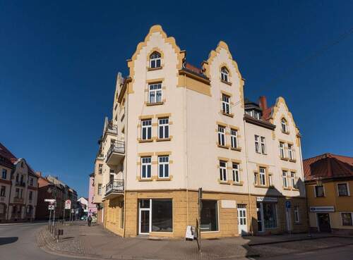 Gebäudeansicht (4) - saniertes Wohn- und Geschäftshaus in zentraler Lage