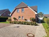 MFH - Charmante Dachgeschosswohnung in ruhiger Lage vor Büsum