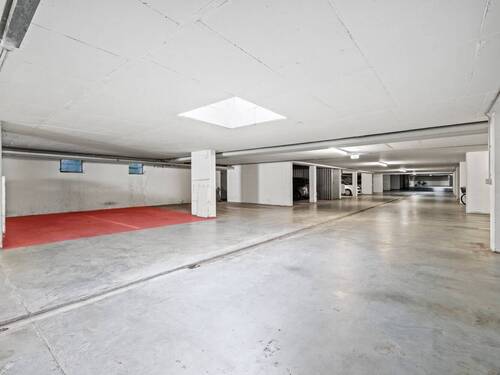 Tiefgaragenstellplätze - 