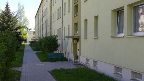 Mann15-23.JPG - 2 Zimmer Etagenwohnung in Borna