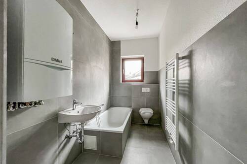 Badezimmer - 2 Zimmer Etagenwohnung in Bochum