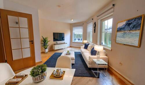 Wohnzimmer - KI - 4 Zimmer Doppelhaushälfte in Berlin