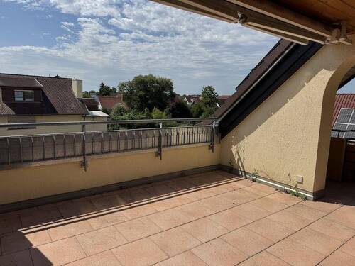 IMG_4413 - Schöne 3-Zimmer-DG-Wohnung mit großer Terrasse und Balkon