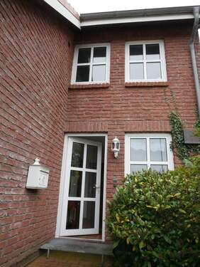 Hauseingang - 4 Zimmer Reihenmittelhaus zum Kaufen in Heide