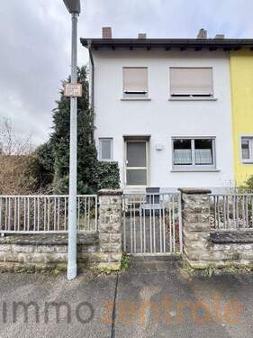 F19EE905-ABBB-482F-8F60-07E0C4F53380_1_105_c - 5 Zimmer Reihenendhaus in Gunzenhausen