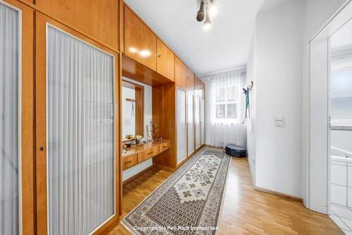 Ankleide OG (Hauptwohnung) - 