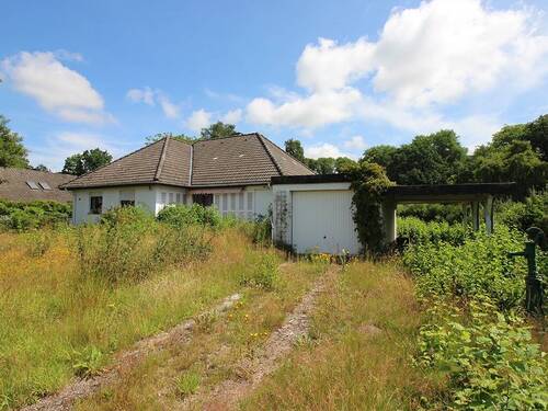 Blick auf das Haus neu - 4 Zimmer Einfamilienhaus zum Kaufen in Bargteheide