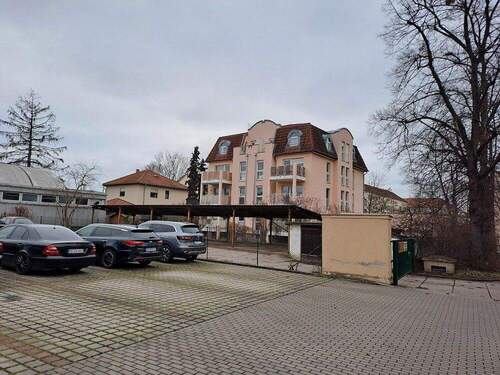 Rückansicht - 1 Zimmer Etagenwohnung zum Kaufen in Dresden