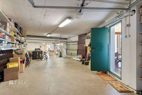 Garage - 