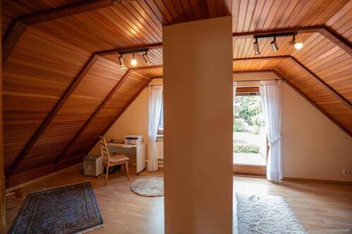 Raumteiler in Zimmer II - 