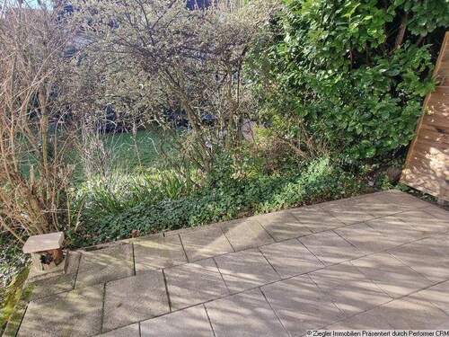 3 Terrasse zum Garten - 3 Zimmer Etagenwohnung in Edingen-Neckarhausen