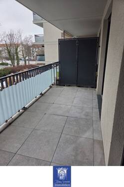 Balkon - Etagenwohnung mit 99,00 m&sup2; in Dresden zur Miete