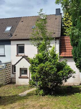 Gartenansicht - Doppelhaushälfte mit Garten in stadtzentraler Lage