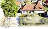 Logo.JPG - Besondere Gelegenheit! “ALTE SCHULE“ mit 2 Wohneinheiten & Nebengebäude, Stellplätzen, Garage, Garten über 500m² Nutzfläche