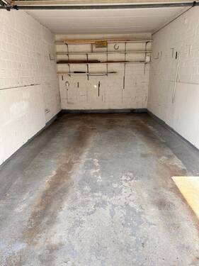 Garage - 