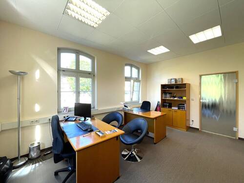 HG (EG), Gewerbe / Büro (Kundenberater) - 